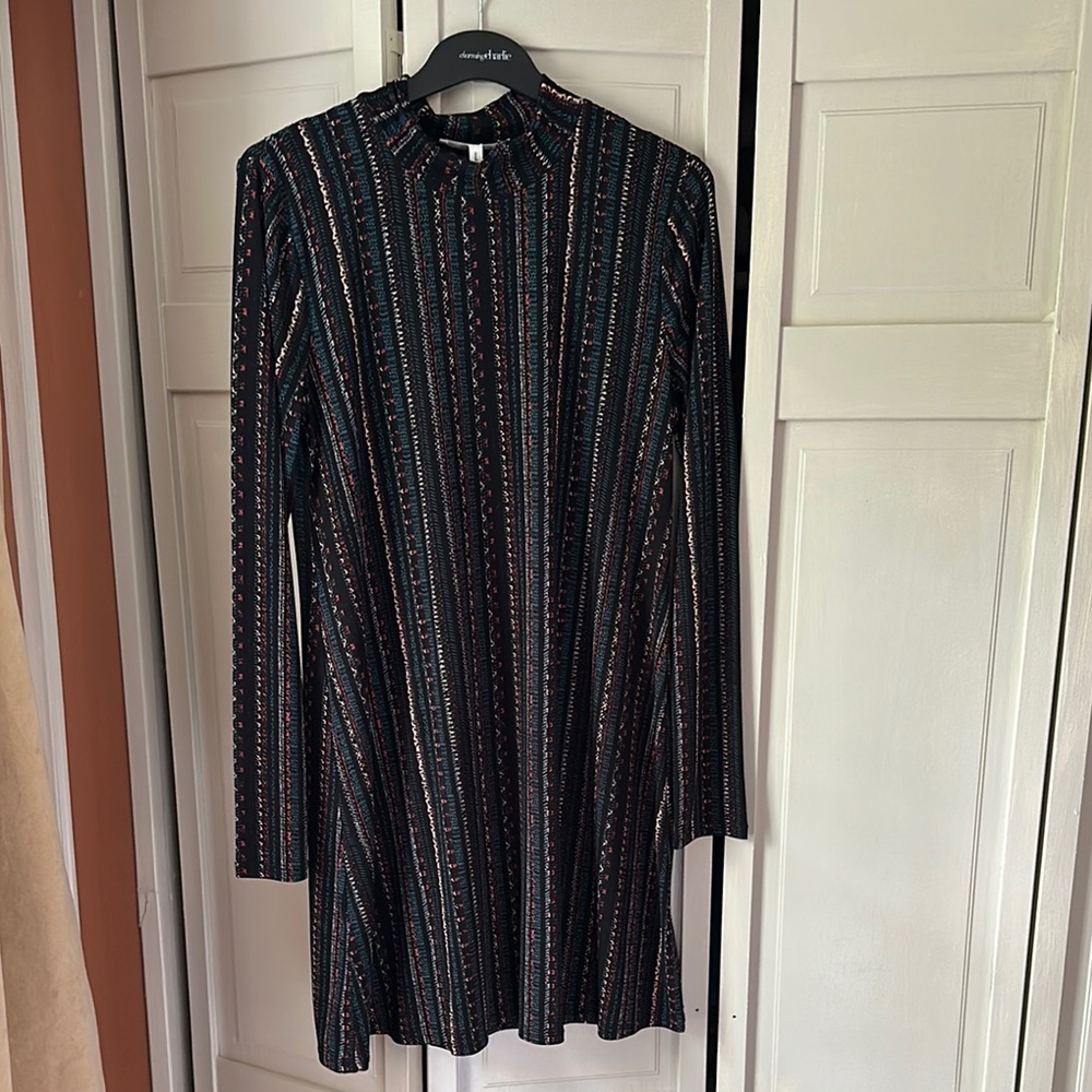 BCBG - Striped Long Sleeve Dress Size M